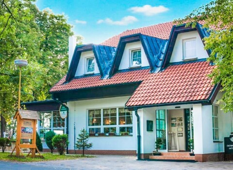 Hotel Na Skalkách *** s polpenziou, vstupom do bazéna a zľavou 50 % do zámockého múzea.