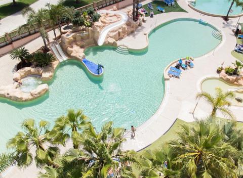 Nechajte sa uniesť španielskym temperamentom. Pobyt v hoteli Palas Pineda**** s all inclusive.