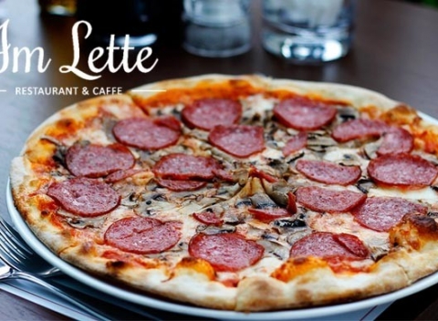 Pochutnajte si na pizzi podľa výberu z jedálneho lístka reštaurácie Im Lette.