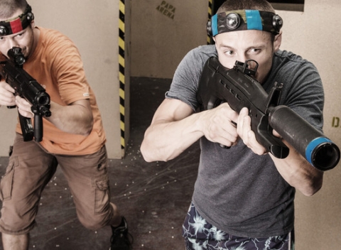 Laser Wars je parádna športová aktivita pre partiu priateľov, celú rodinu či kolegov z práce.