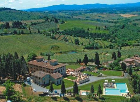 Villa v Toskánsku uprostred viníc. Pobyt pre 2 osoby a dieťa do 12 r. zdarma.