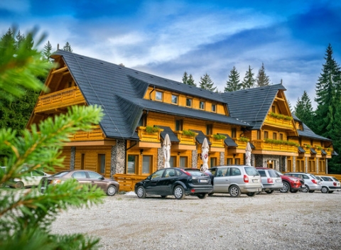 Leto v prírode krásnej Oravy s ubytovaním, polpenziou a wellness v hoteli Kristína***.