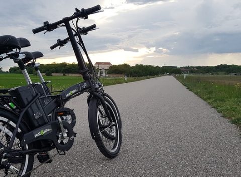 Prebrázdite Bratislavu a okolie na elektrobicykli. Zapožičanie elektrobicykla s nabitou batériou.