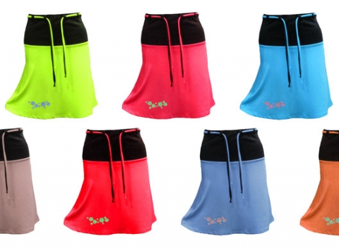 Pohodlná dámska sukňa v 7 farebných kombináciách a v rôznych veľkostiach.