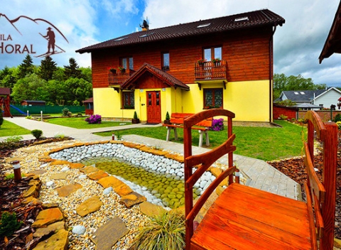 Ubytovanie v apartmáne vo Vile Horal s krásnym výhľadom na Nízke Tatry.