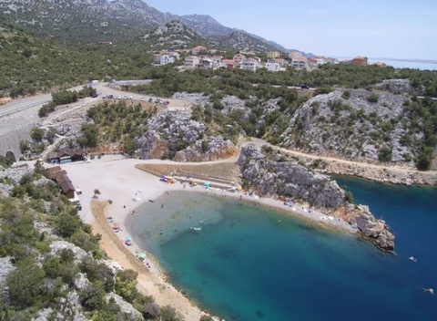 Dovolenka pre 2 – 7 ľudí v chorvátskom Karlobagu v Apartmánoch Karlobag.