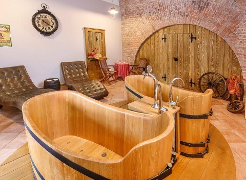 Kúpele v pivovare Poděbrady s vírivým pivným kúpeľom, konzumáciou piva a ubytovaním v Penzióne Obora + raňajky