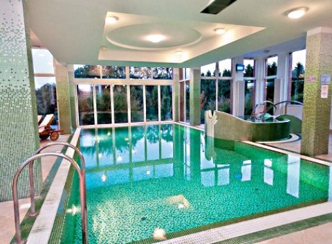 Neobmedzený wellness pobyt s bazénom v južnom Maďarsku s ubytovaním v 3* hoteli.