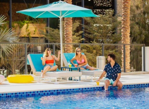 Exotika v Dubaji letecky z Viedne s ubytovaním v modernom 3* Rove La Mer Beach.