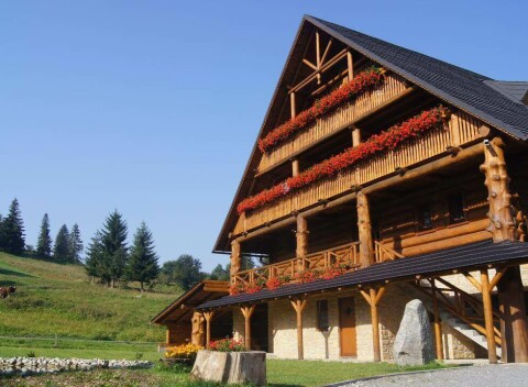 Ubytovanie pod Roháčmi v krásnej prírode Západných Tatier v 3* rodinnom Penzióne Pribiskô.