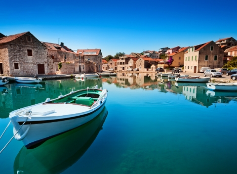 Fantastická dovolenka na štvrtom najväčšom chorvátskom ostrove Hvar. Pobyt s raňajkami v Hotel Villa Dalmacija*** priamo na pobreží. 