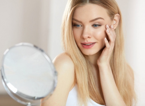 Revitalizačné masáže tváre a letné efektívne ošetrenie pleti s veľkou dávkou vitamínov.