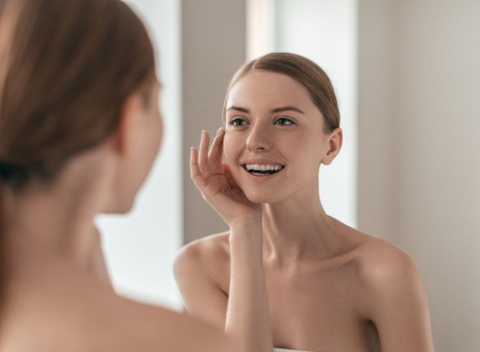 Revitalizačné masáže tváre a letné efektívne ošetrenie pleti s veľkou dávkou vitamínov.