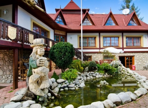 Dovolenka s privátnym wellness vstupom a polpenziou vo Vysokých Tatrách vo vile Astra.