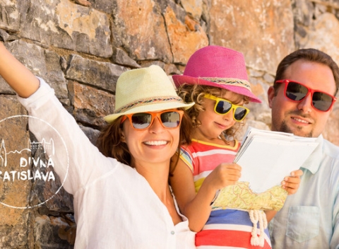 Hľadanie pokladov Divnej Bratislavy - outdoorová escape hra pre deti a ich rodičov.