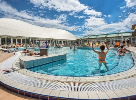 Pobyt pre dvoch v Aqua Hoteli Termál***  v Maďarsku s jednou z TOP 5 liečebných vôd v Európe.