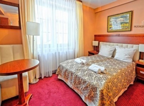 Krakov luxusne s wellness, polpenziou a dobrou dostupnosťou do centra v hoteli Modrzewiówka***.