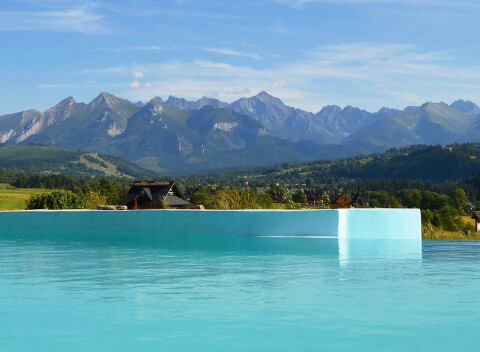 Dovolenkový rezort Montenero s vonkajším bazénom len 10 min. od hraníc.