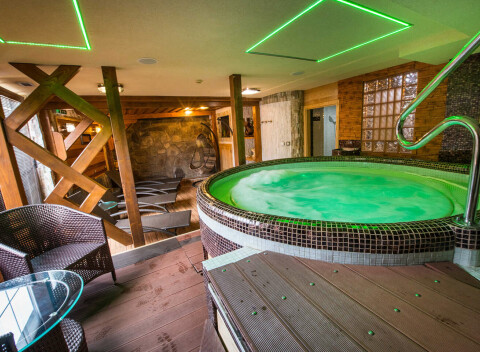 Relax na Kysuciach v penzióne pri Trojičke*** s polpenziou, wellness a dieťaťom zdarma.