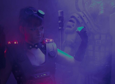 Laser game s najnovšou technológiou s množstvom zaujímavých efektov a prekážok.