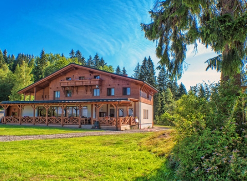 Krásne prostredie Beskýd v hoteli Martiňák s polpenziou, vstupom do Thermal Parku a dieťaťom zdarma.