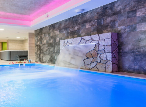 Hotel Tulipán*** s vodným a vitálnym svetom len 850 m od lanovky na Lomničák.