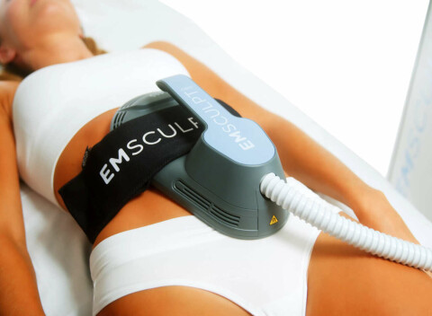 Každá žena túži mať peknú postavu. Neinvazívne tvarovanie tela s EM slim neo.