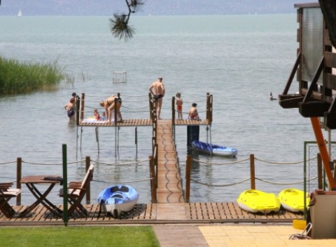 Balaton: pobyt v komfortných apartmánoch s raňajkami a wellness v Siófoku.