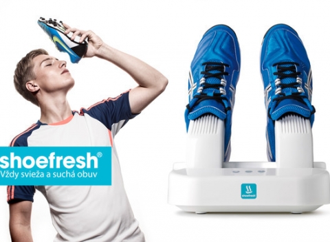 Automatický sušič topánok s dezinfekciou. Nič sa nevyrovná pocitu suchých nôh v suchých topánkach.