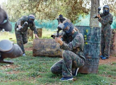 Paintball -  Napínavá, dobrodružná, vzrušujúca a hlavne zábavná hra pre veľkých.