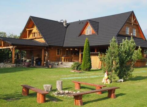 Chata Preveľkô, prenájom plne vybavenej rozprávkovej drevenice pre 18 osôb v pokojnej časti Tatier.