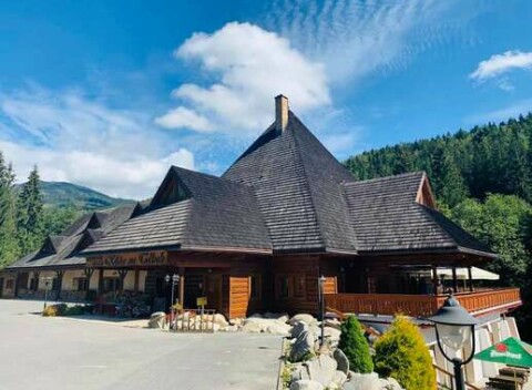 Pobyt v rodinnom penzióne a reštaurácií Kúria na Táloch je to pravé, ak hľadáte oddych v prírode.