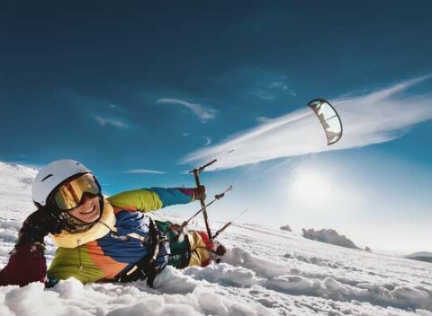 KITE RIDE - Snowkiting. Dajte zbohom preplneným svahom, drahým skipasom a čakaniu na lanovky.