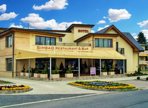 Wellness relax v historickom mestečku Mosonmagyaróvár v Simbad Hotel Restaurant & Bar.