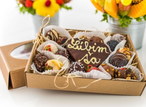 Zdravé ovocné kytice či ovocná bonboniéra s belgickou čokoládou...a nielen zdravé, ale aj chutné!