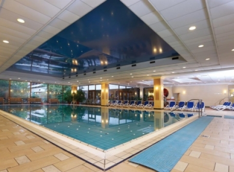 Budapešť luxusne v hoteli Danubius **** s top wellness + dieťa ZDARMA.