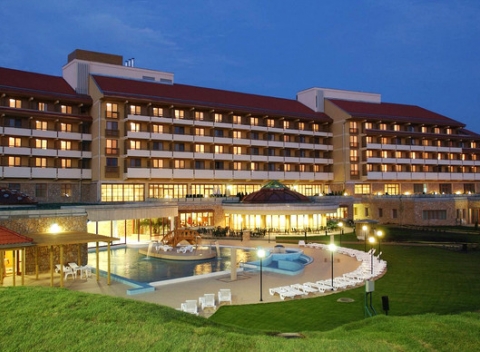 Dovolenka v 4* hoteli v maďarských kúpeľoch Tapolca s polpenziou, wellness a dieťa do 6 r. zdarma.