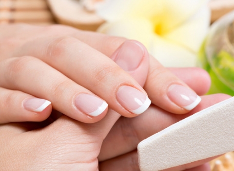 Profesionálna manikúra alebo lakovanie nechtov. Nechajte sa hýčkať v Clamon beauty clinice.