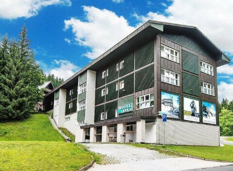 Špindlerův Mlýn v Hoteli Lenka *** s polpenziou, darčekom, zľavami a lístkom na lanovku každý deň.