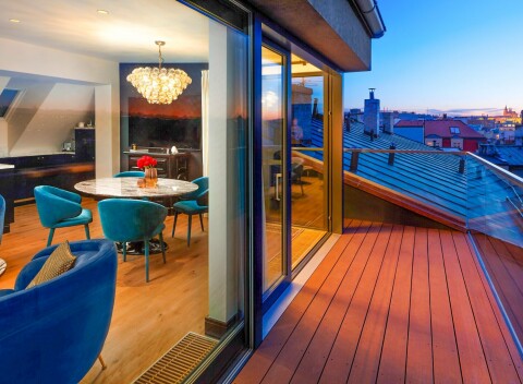 Prepychový 5* Hotel Republika & Suites s raňajkami, večerou pri Karlovom moste a wellness.