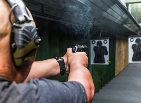 Vstupy do indoorovej strelnice Delta – v ponuke aj darčekový poukaz či firemná akcia.