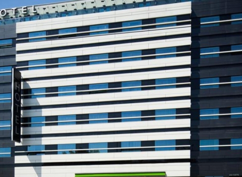 Stovežatá Praha pre dve osoby s ubytovaním v Occidental Praha Five****.