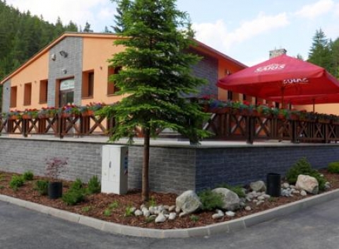 Prežite krásny víkend v príjemnej tichej lokalite uprostred lesa v Hoteli Lopušná Dolina.