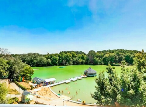 Maďarsko pri jazere a zároveň blízko Budapešti v Hoteli Bagoly Fogadó *** s wellness a polpenziou.