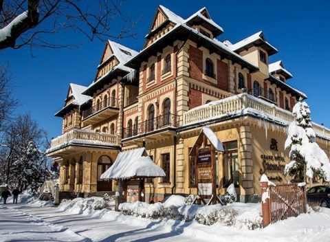 Elegancia a luxus v romantickom hoteli v poľských Tatrách, s wellness a polpenziou.