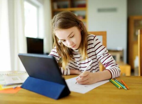 Doučovanie pre deti základných a stredných škôl - slovenský jazyk, matematika, biológia a chémia.