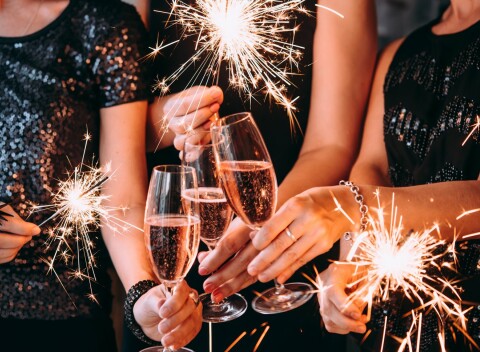 Pobyt v CHKO Jeseníky: Silvester v Hoteli Zlatý Chlum *** s polpenziou, šampanským a silvestrovskou párty.