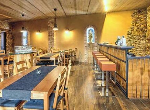 Pobyt s degustáciou a neobmedzenou konzumáciou vína vo Vinárstve Lintner až do októbra 2023