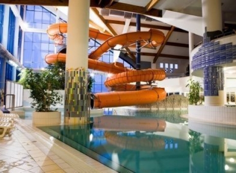 Kúpeľné Kehidakustány v Triász Aparthoteli *** so vstupom do kúpeľov a wellness.