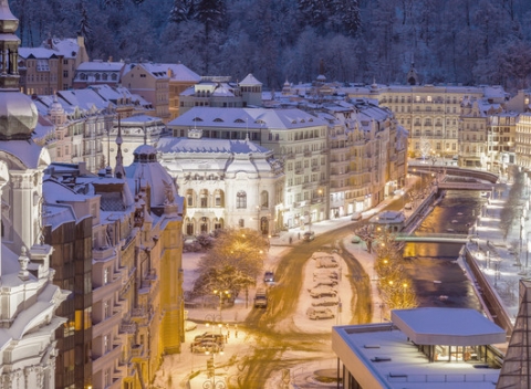 Zimný kúpeľný pobyt v prekrásnych Karlových Varoch s polpenziou a procedúrami v hoteli Eliška.